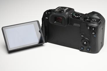 Canon EOS RP + RF 24-105mm 4,0-7,1 IS STM  -Gebrauchtartikel-