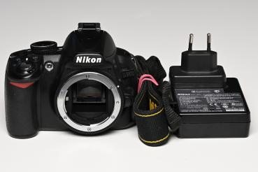 Nikon D3100 Body F-Mount  -Gebrauchtartikel-