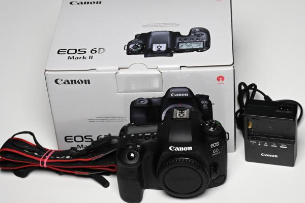 Canon EOS 6D Mark II  -Gebrauchtartikel-