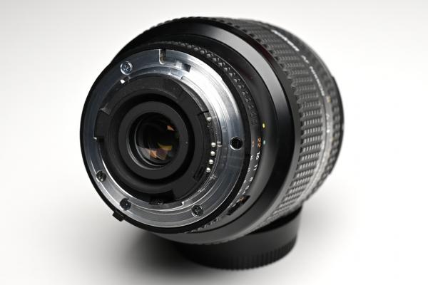 Nikon 24-120mm 3,5-5,6D F-Mount  -Gebrauchtartikel-