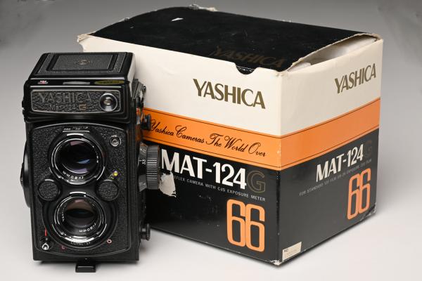 Yashica MAT-124 G  -Gebrauchtartikel-